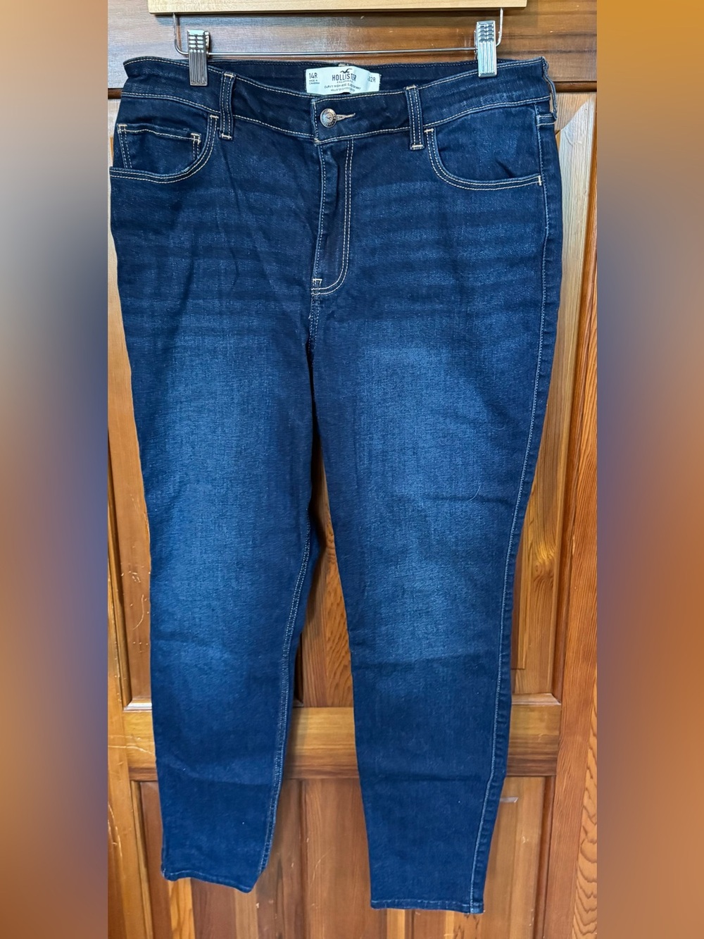 Hollister Curvy High-Rise Super Skinny Dark Jeans